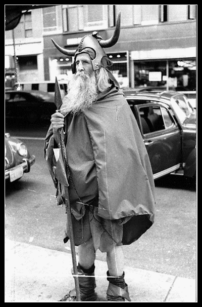 Moondog par Saul Smaizys
